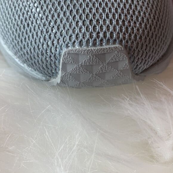 PUMA FIERCE CORE CROSS TRAINER SNEAKERS - Picture 15 of 16